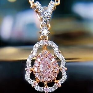 Elegant Pink and Silver Pendant Necklace
